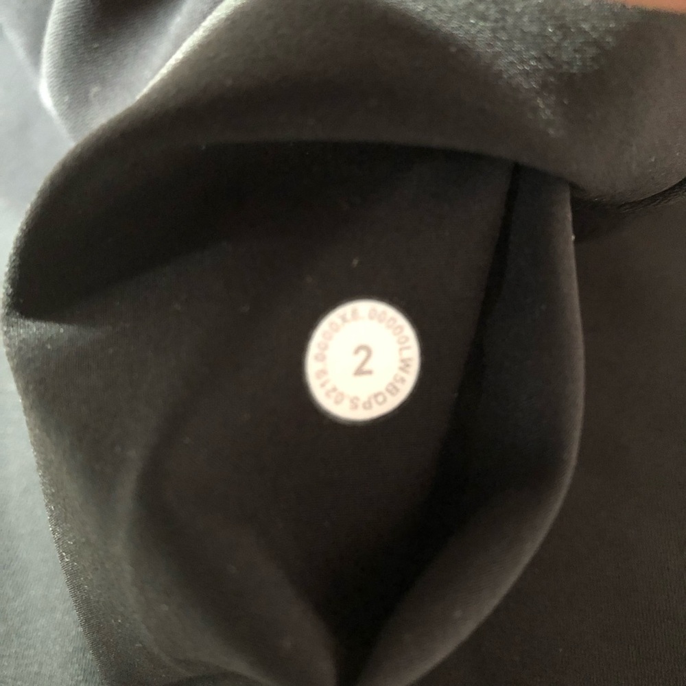 Lululemon On The Fly Pants - Picture 8 of 14